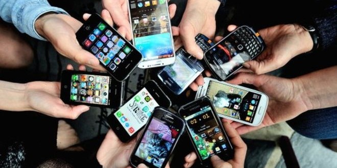 smartphonesmanyafp